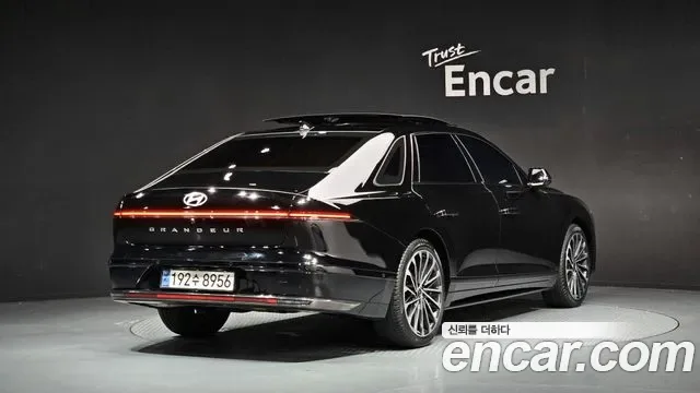 Hyundai Grandeur Calligraphy, миниатюра 8