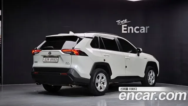 Toyota RAV4 2.5 2WD гибрид, миниатюра 18