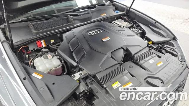 Audi Q8 55 TFSI Premium, миниатюра 7