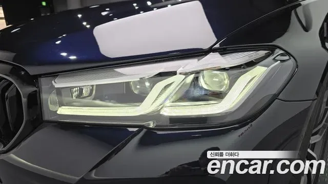 BMW 5 (G30) 520i M, миниатюра 30