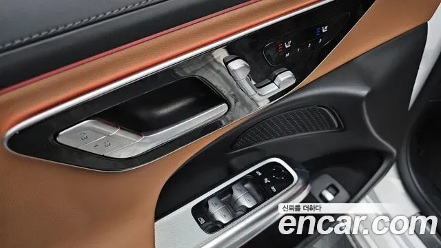 Mercedes-Benz E-Class E200 AMG Line, миниатюра 28
