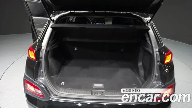 Hyundai Kona Premium, миниатюра 4