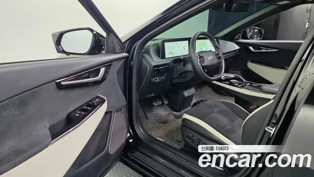 Kia EV6 4WD GT Line, миниатюра 13