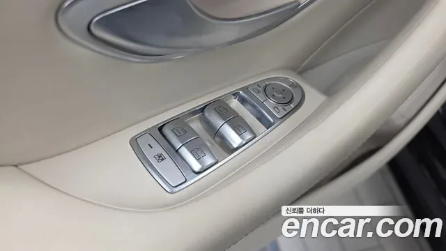 Mercedes-Benz AMG GT 4 43 4MATIC+, миниатюра 21