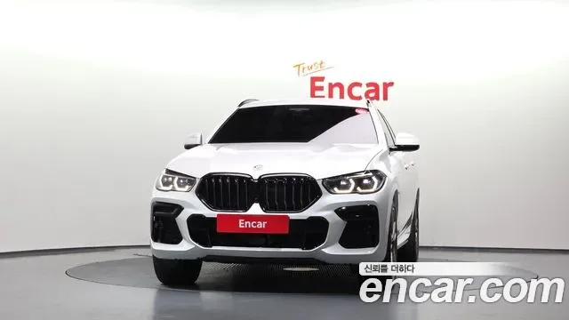 BMW X6 M50i, миниатюра 30