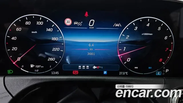 Mercedes-Benz E-Class E200 AMG Line, миниатюра 21