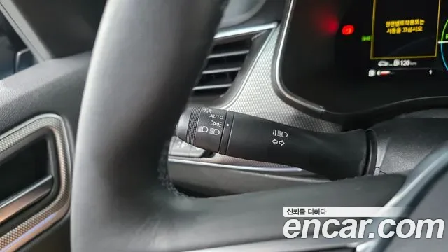 Renault XM3 1.6 E-TECH e-, миниатюра 13