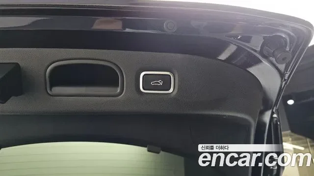 Kia Stinger, миниатюра 11