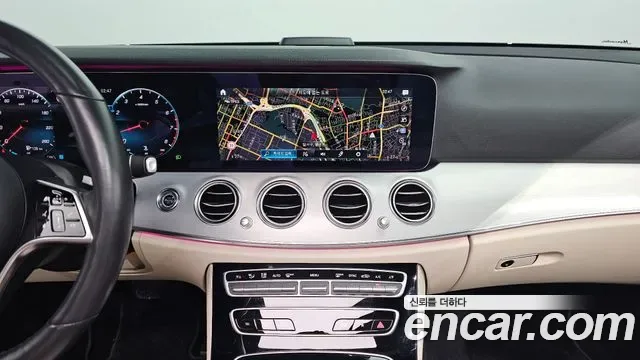 Mercedes-Benz E-Class E250, миниатюра 11