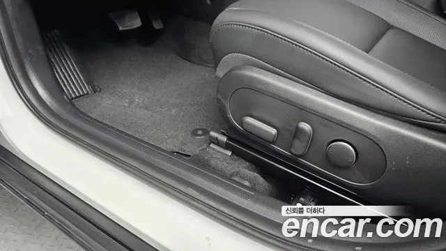 Hyundai Kona бензин 1.6 Turbo 2WD Premium, миниатюра 8