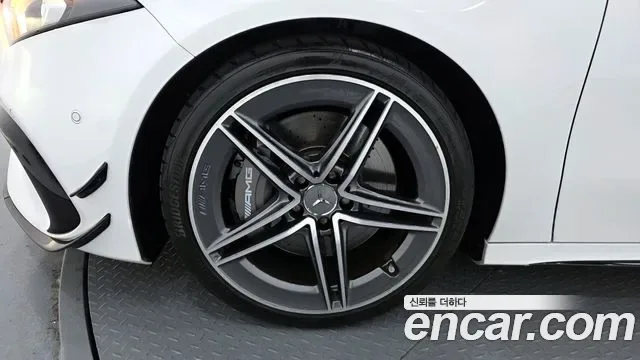Mercedes-Benz A-Class AMG A45 4MATIC+, миниатюра 5