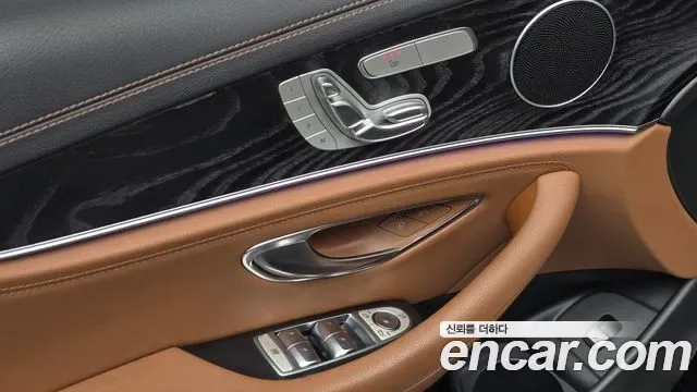 Mercedes-Benz E-Class E220d 4MATIC AMG Line, миниатюра 9