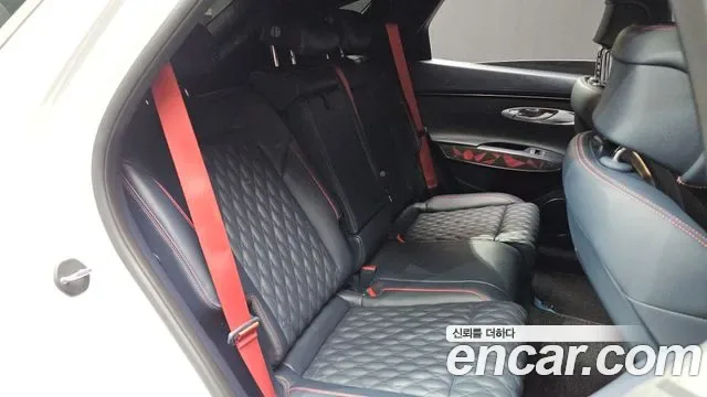 Genesis GV70 2.5T бензин 2WD ( ), миниатюра 17