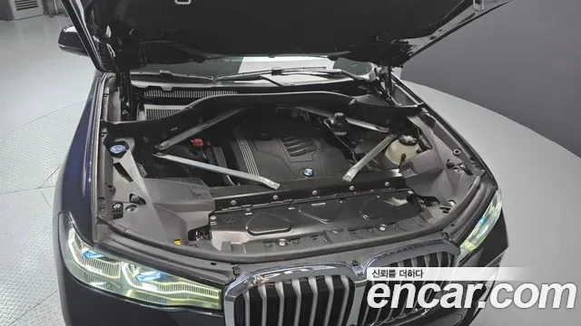 BMW X7 xDrive 40i M 6 мест, миниатюра 12