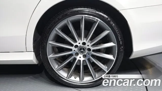 Mercedes-Benz E-Class E350 4MATIC AMG Line, миниатюра 8