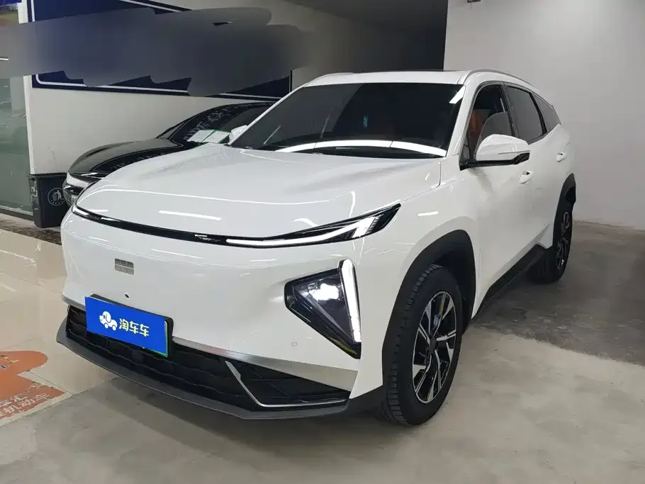 Geely Galaxy L7