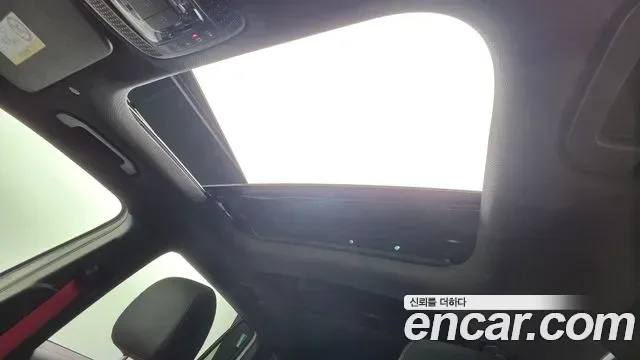 Mercedes-Benz GLB AMG GLB35 4MATIC, миниатюра 12