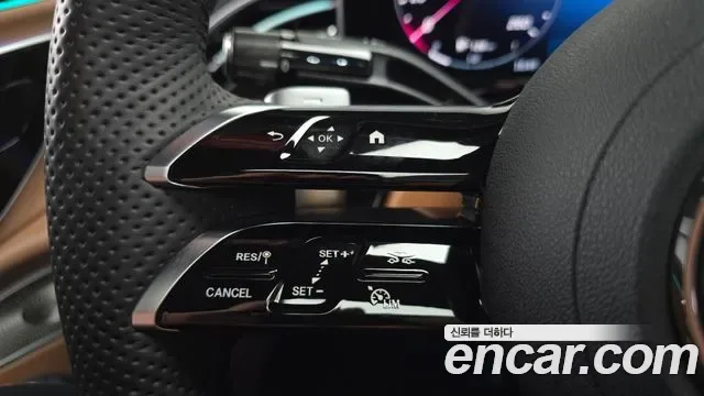 Mercedes-Benz E-Class E300 4MATIC AMG Line, миниатюра 3