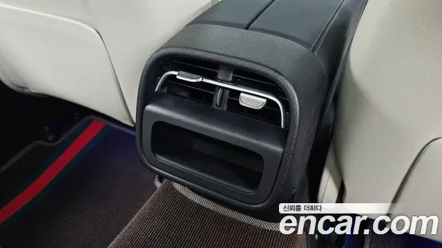Mercedes-Benz E-Class E300 4MATIC AMG Line, миниатюра 11