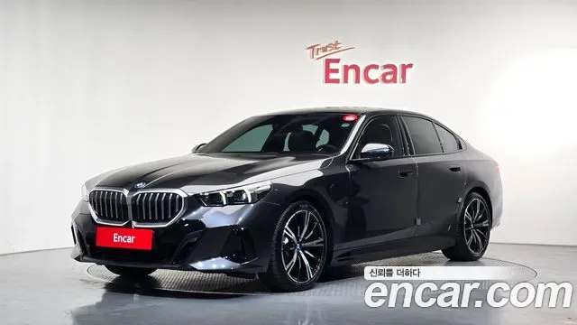 BMW 5 (G60) 530e M