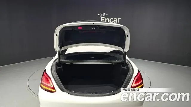 Mercedes-Benz C-Class C200, миниатюра 30