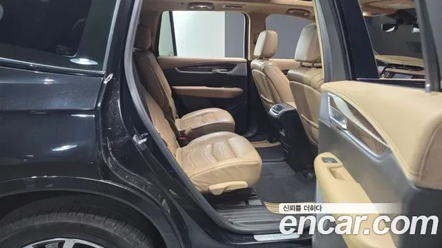 Cadillac XT6, миниатюра 3