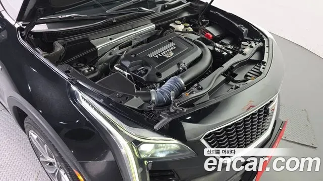 Cadillac XT4 2.0 AWD, миниатюра 6