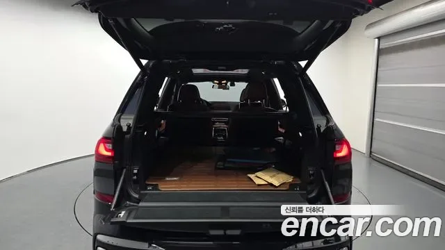 BMW X7 xDrive 40i M 6 мест, миниатюра 16