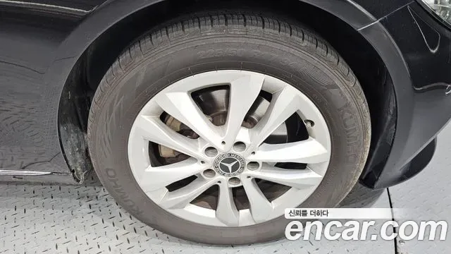 Mercedes-Benz C-Class C200, миниатюра 17