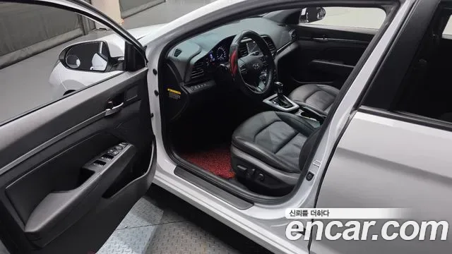 Hyundai Avante AD, миниатюра 8