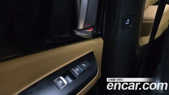 Kia Carnival дизель 9 мест Prestige, миниатюра 9