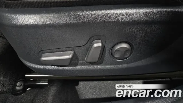 Kia Seltos бензин 1.6 Turbo 2WD Signature, миниатюра 27