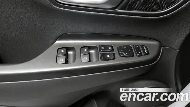 Hyundai Kona бензин 2.0 2WD Modern, миниатюра 12