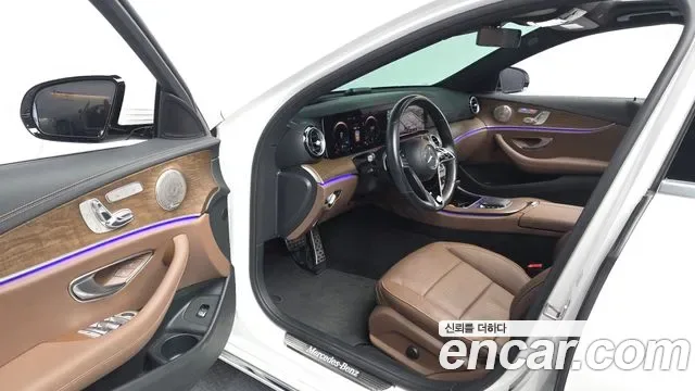 Mercedes-Benz E-Class E250, миниатюра 7