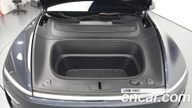 Tesla Y RWD, миниатюра 14