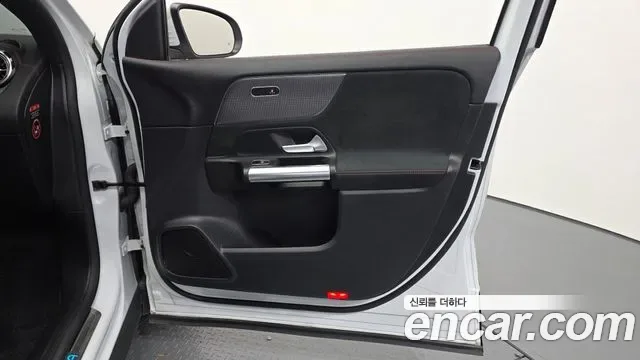 Mercedes-Benz EQA EQA250 AMG, миниатюра 28