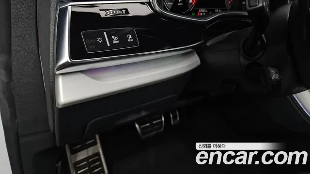 Audi Q8 50 TDI Premium, миниатюра 9