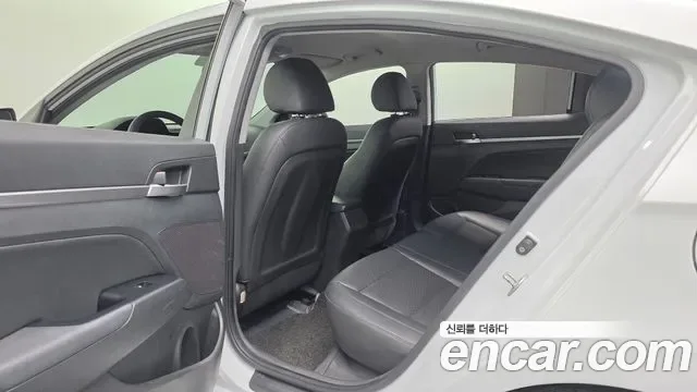 Hyundai Avante AD, миниатюра 29