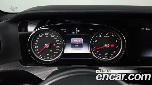 Mercedes-Benz E-Class E250, миниатюра 26