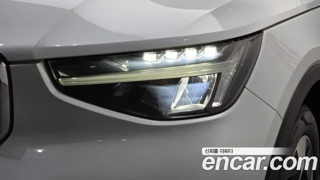Volvo XC40 B4, миниатюра 16