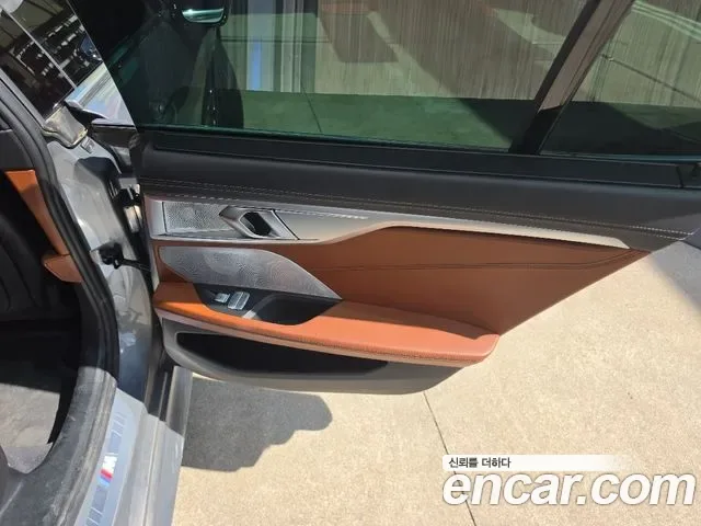 BMW 8 (G15) M850i xDrive, миниатюра 10