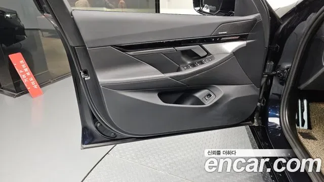 BMW 5 (G60) 520i M, миниатюра 18