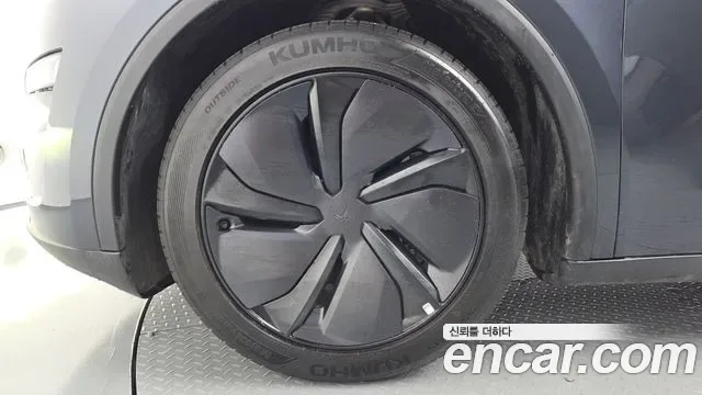 Tesla Y RWD, миниатюра 10
