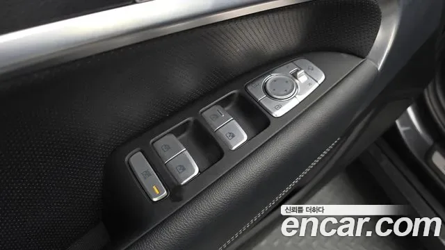 Genesis G70 бензин 2.0T 2WD ( ), миниатюра 25