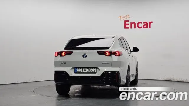 BMW X2 xDrive 20i M, миниатюра 9