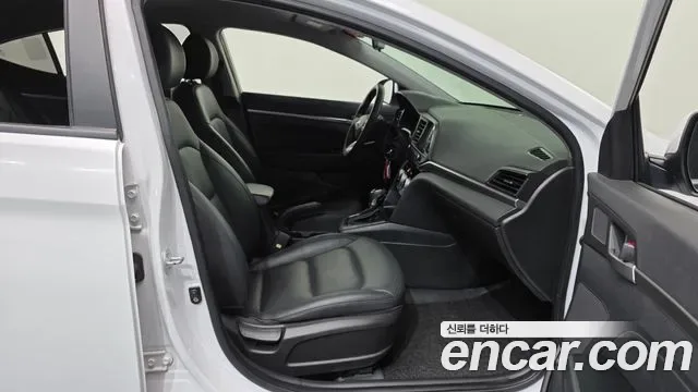 Hyundai Avante AD, миниатюра 13