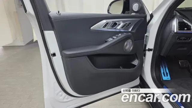 BMW XM, миниатюра 22