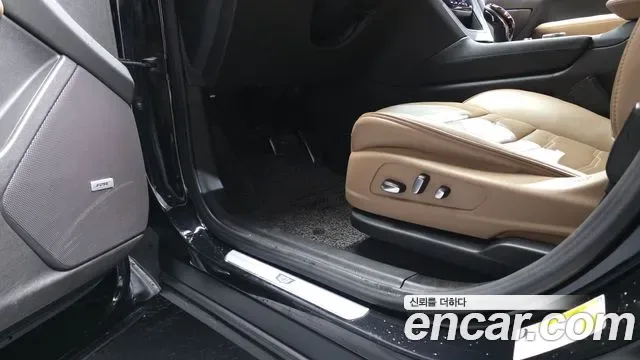 Cadillac XT6, миниатюра 19