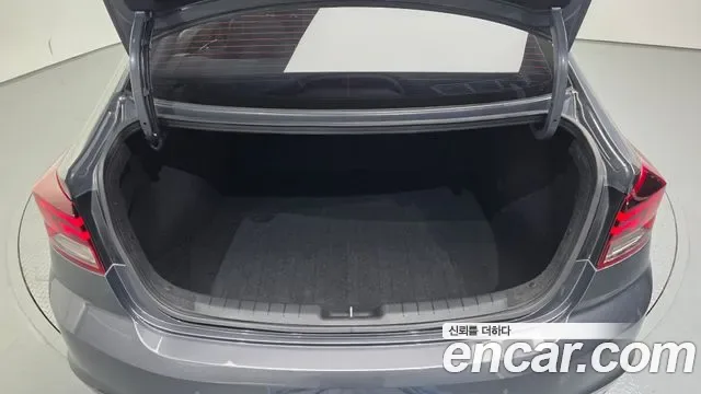 Hyundai Avante AD, миниатюра 8