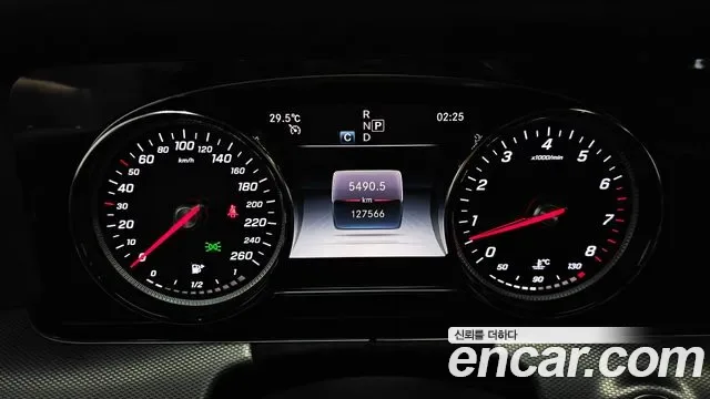 Mercedes-Benz E-Class E250, миниатюра 30